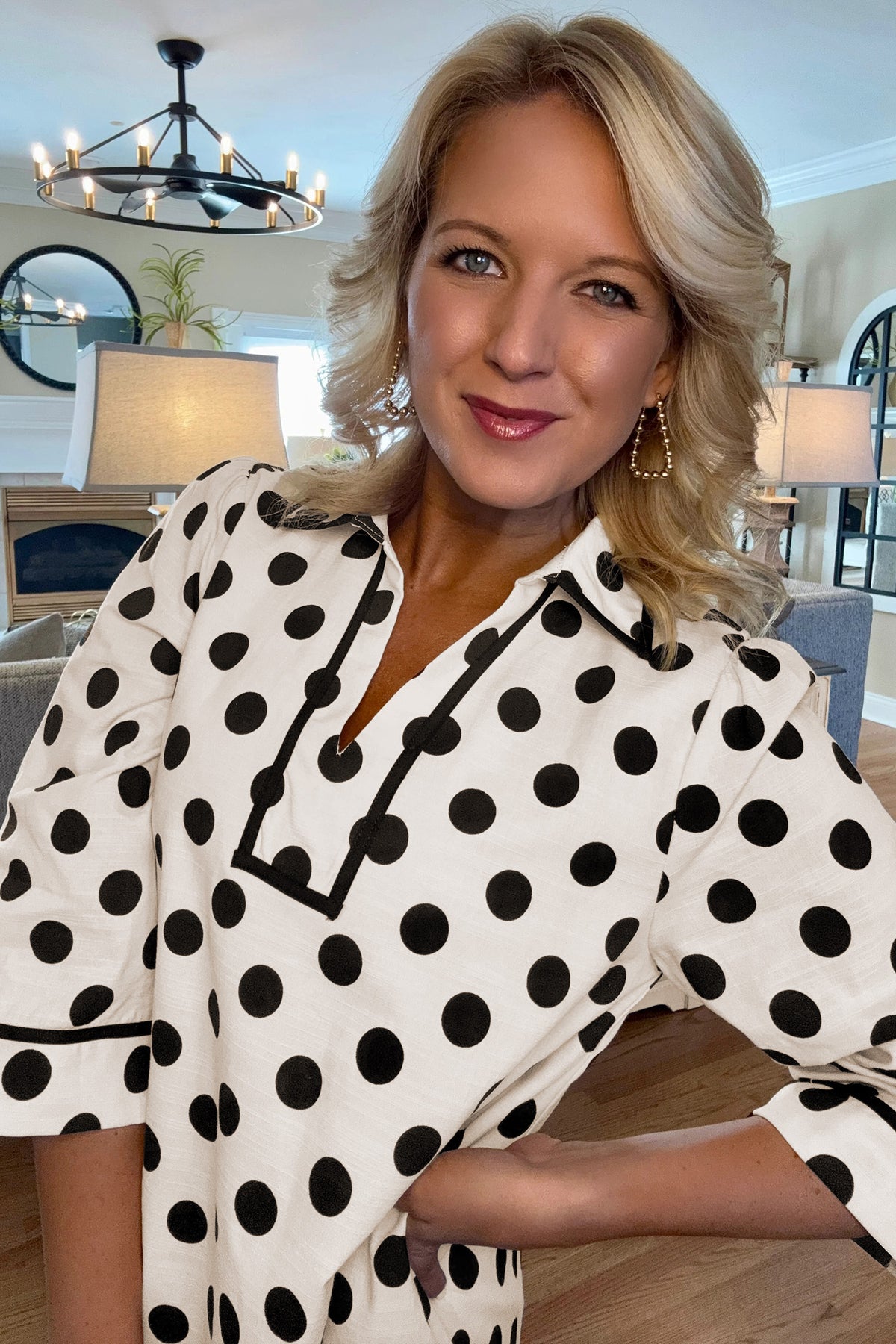 White Polka Dot Half Sleeve Collar V Neck Pocketed Casual Mini Dress